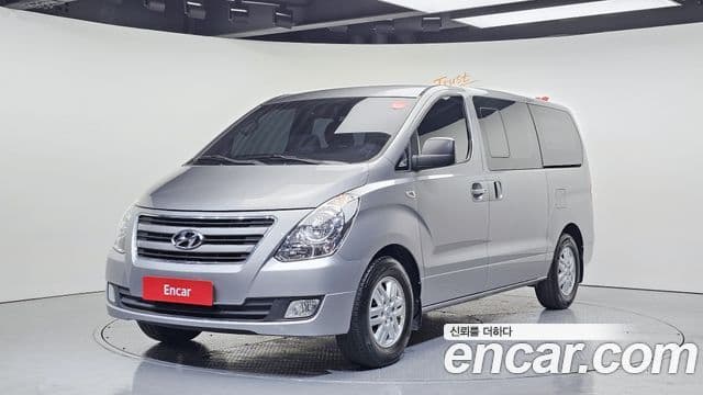 Hyundai Grand Starex Smart, 2017 1