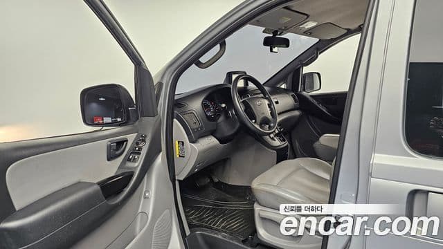 Hyundai Grand Starex Smart, 2017 10