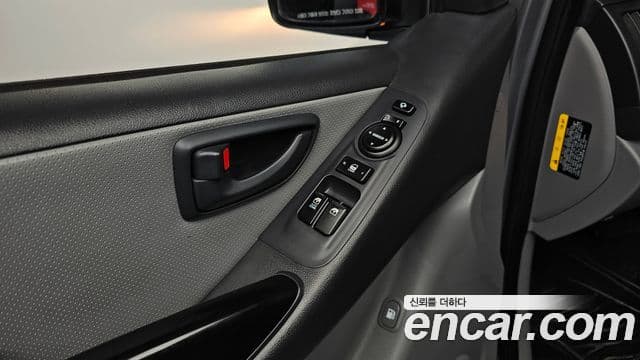 Hyundai Grand Starex Smart, 2017 13