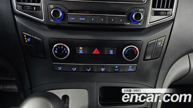 Hyundai Grand Starex Smart, 2017 18