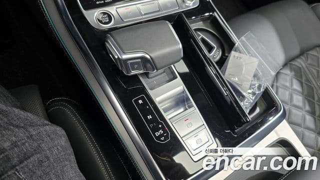 Audi Q8 (4M) Premium, 2023 9