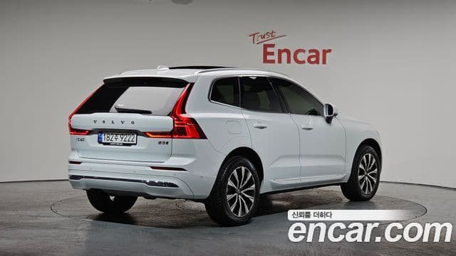 Volvo XC60 2세대 B5 Ultimate Bright, 2024 2