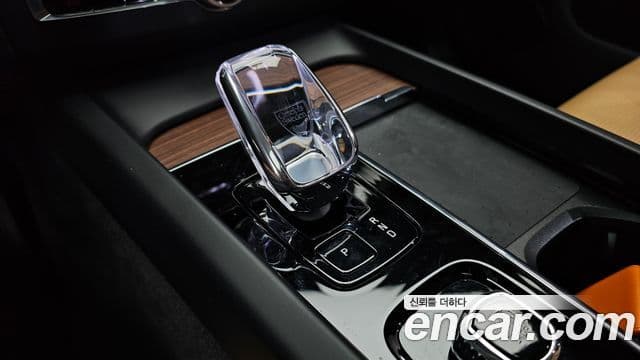Volvo XC60 2세대 B5 Ultimate Bright, 2024 9