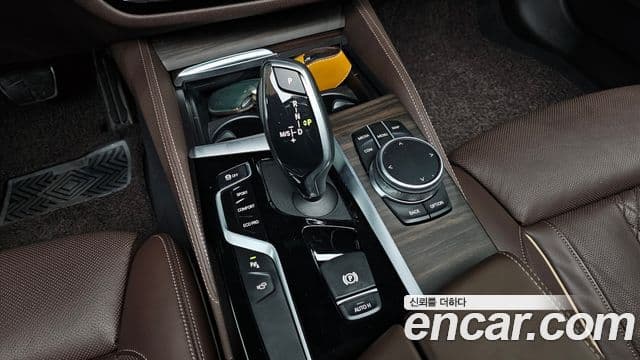 BMW 5시리즈 (G30) 530i M Sport Plus, 2020 9