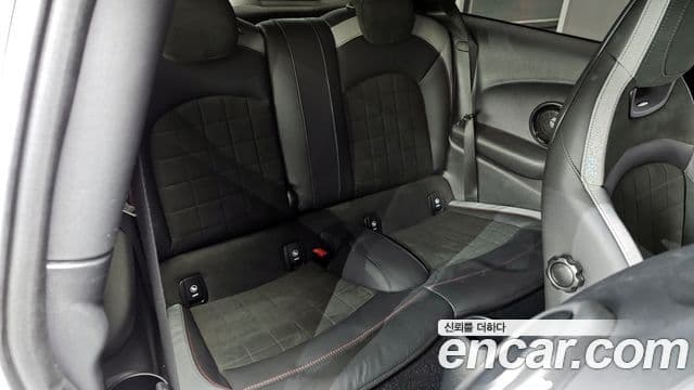 Mini Cooper S 3세대, 2024 13