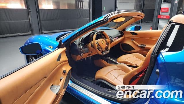 Ferrari 488 스파이더, 2018 10