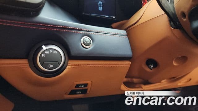 Ferrari 488 스파이더, 2018 18