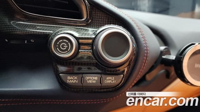 Ferrari 488 스파이더, 2018 19