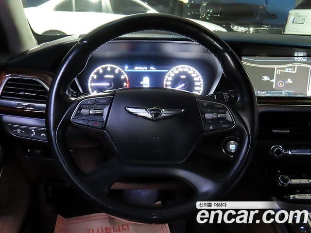 Genesis EQ900 Prestige, 2016 11