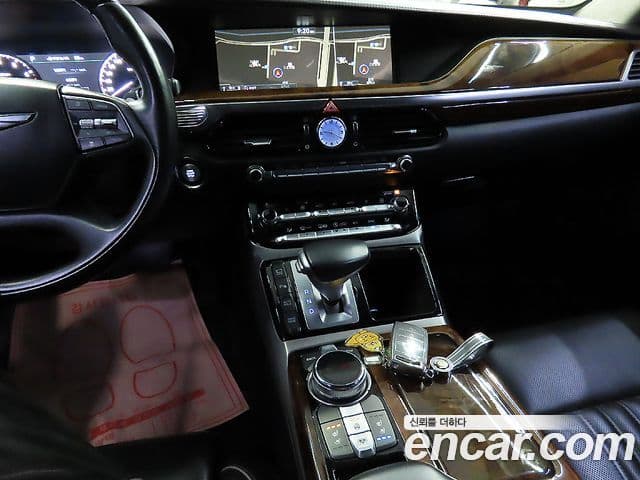 Genesis EQ900 Prestige, 2016 12