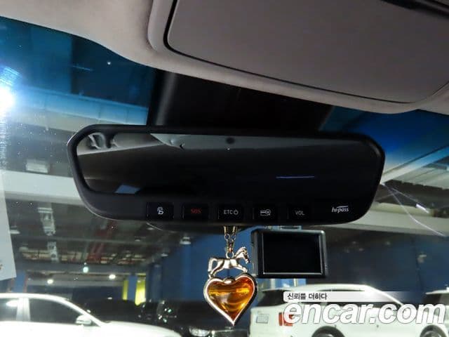 Genesis EQ900 Prestige, 2016 16