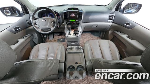 Kia Carnival R Premium, 2012 7