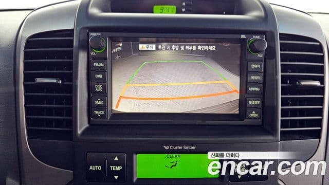 Kia Carnival R Premium, 2012 15