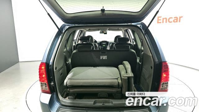 Kia Carnival R Premium, 2012 20