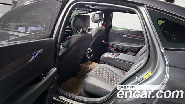 Genesis G80 (RG3) бензин 2.5 турбо AWD, 2025 11