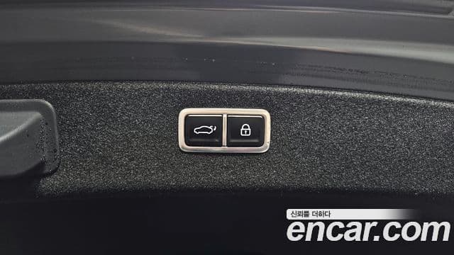 Genesis G80 (RG3) бензин 2.5 турбо AWD, 2025 18