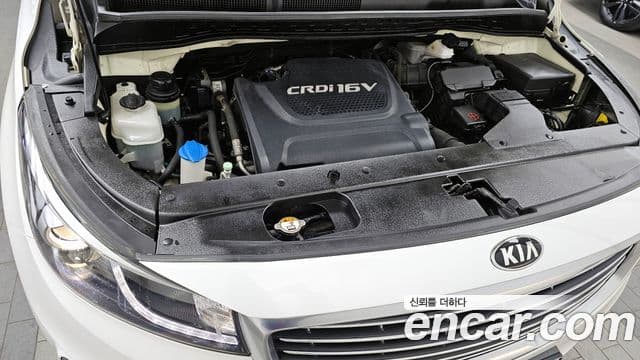 Kia All New Carnival VIP, 2016 6