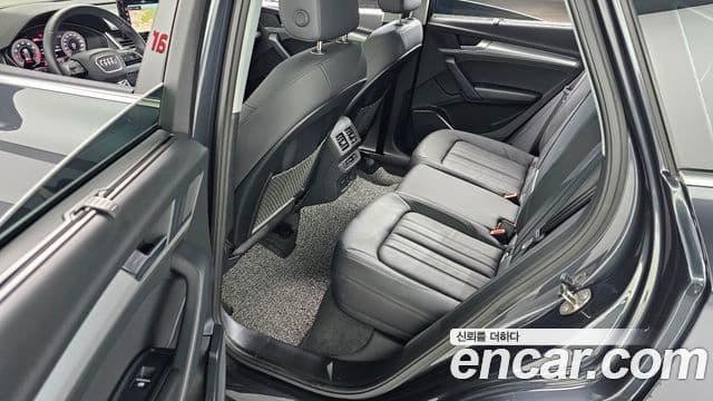 Audi Q5 (FY) 45 TFSI Quattro Sportback, 2023 12