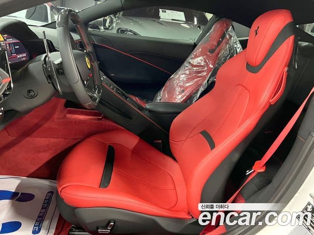 Ferrari 로마, 2021 8