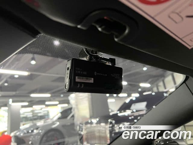 Ferrari 로마, 2021 18