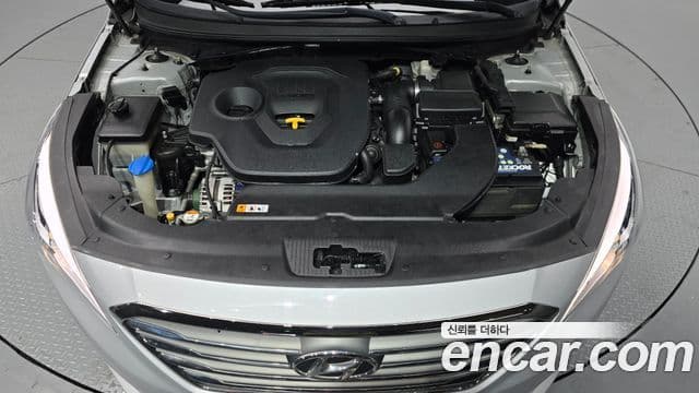 Hyundai LF Sonata 2.0 Smart, 2015 6