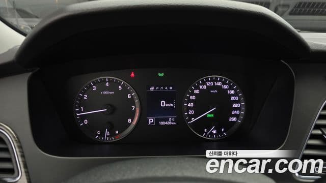 Hyundai LF Sonata 2.0 Smart, 2015 8