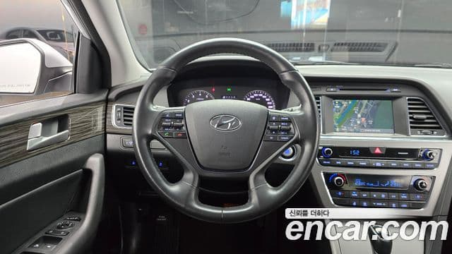 Hyundai LF Sonata 2.0 Smart, 2015 13