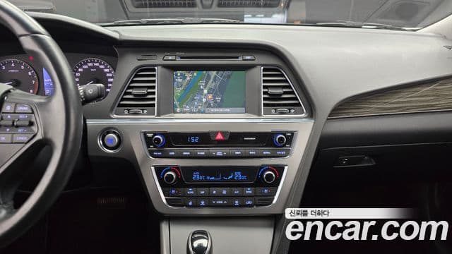 Hyundai LF Sonata 2.0 Smart, 2015 15