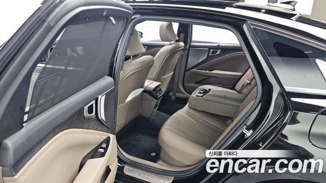 Kia K8 гибрид Noblesse, 2023 13