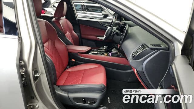 Lexus NX450h+ 2세대 Premium, 2025 10