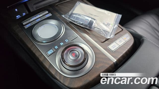 Genesis electrified G80 (RG3) e-AWD, 2022 9