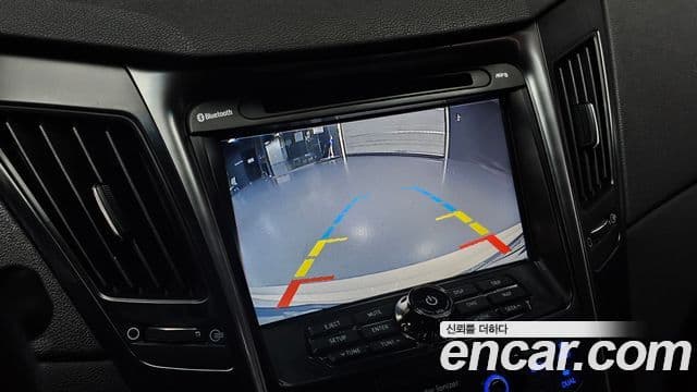 Hyundai Sonata гибрид Premier, 2012 16