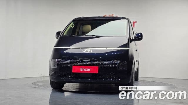 Hyundai Staria Modern, 2025 3