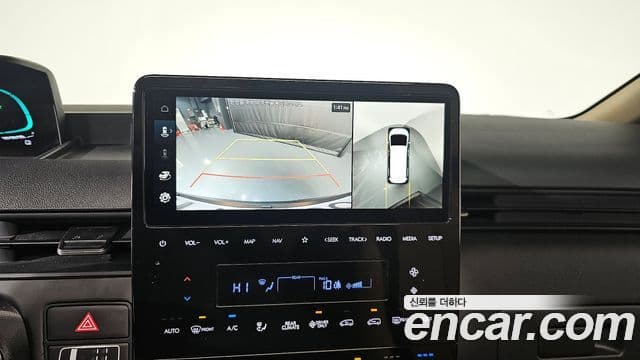 Hyundai Staria Modern, 2025 15