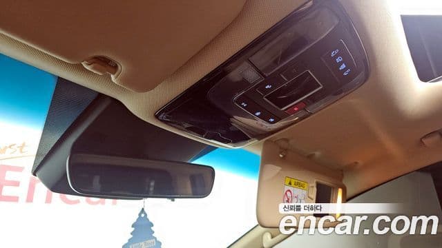 Hyundai Staria Modern, 2025 17