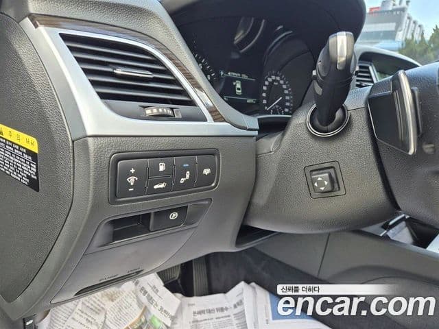 Genesis G80 Premium Luxury, 2018 8