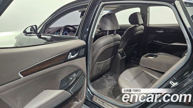 Kia All New K7 гибрид Noblesse, 2018 11