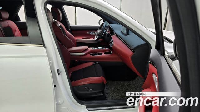 Genesis GV70, 2022 10