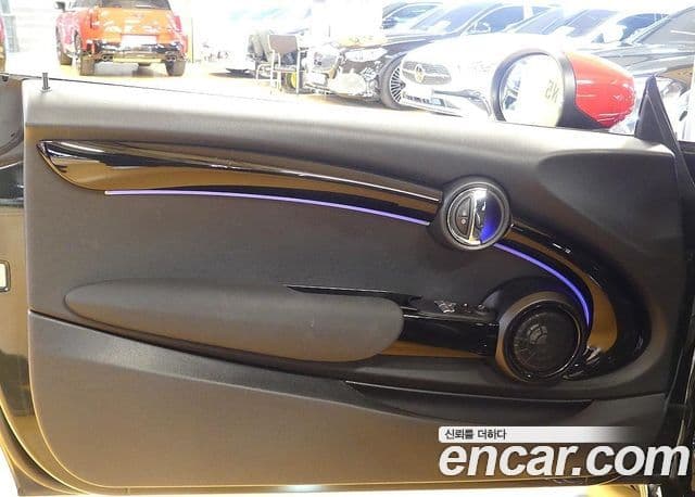 Mini Cooper S 3세대, 2023 11