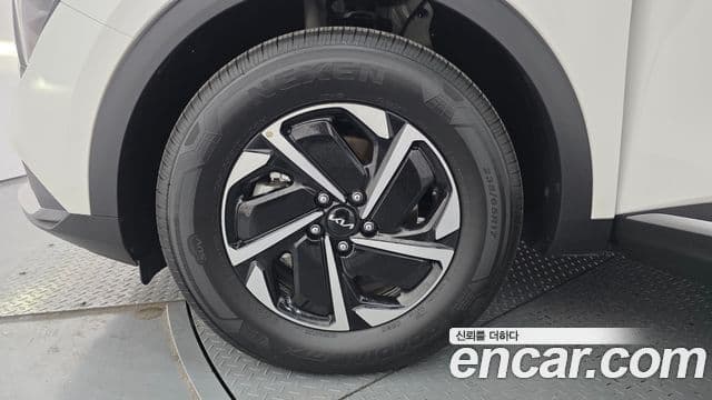 Kia Sportage 5세대 гибрид Prestige 2WD, 2024 все фото