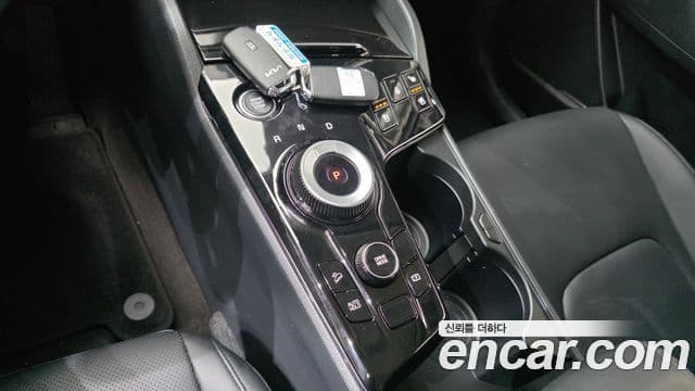 Kia Sportage 5세대 гибрид Prestige 2WD, 2024 9