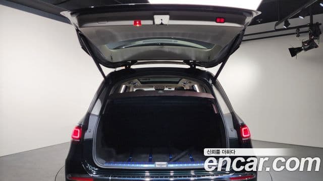 Mercedes-Benz GLS-класс X167 Maybach GLS600 4MATIC MANUFAKTUR, 2023 20