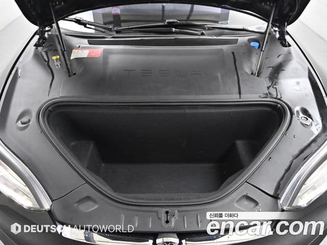 Tesla модель S, 2017 6