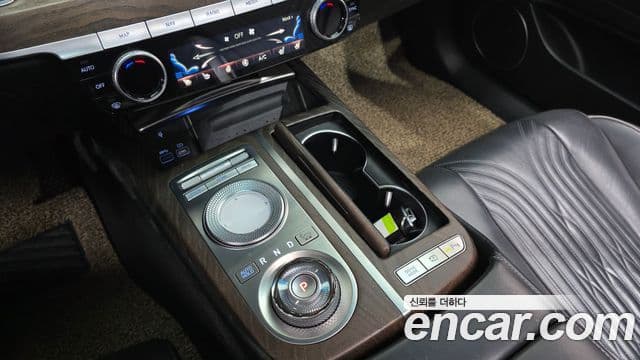 Genesis G80 (RG3) бензин 2.5 турбо AWD, 2021 9