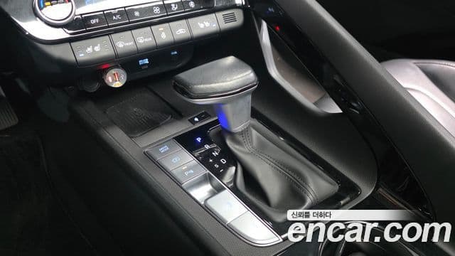 Hyundai The / новый New Avante гибрид (CN7) Modern, 2024 9