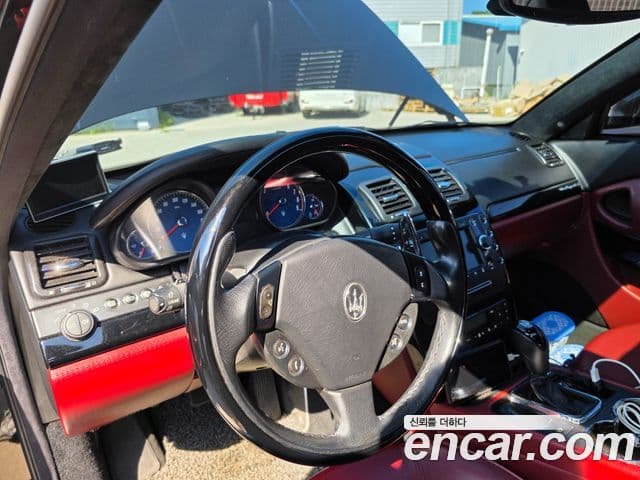 Maserati Quattroporte S 4.7 V8, 2009 9