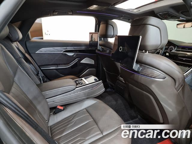 Audi A8 (D5) 55 TFSI Quattro Premium LWB, 2022 10