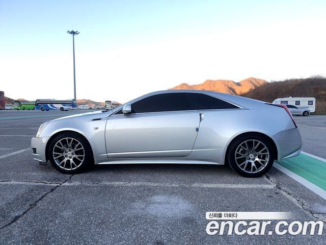 Cadillac CTS 2세대 3.6 Coupe, 2011 4