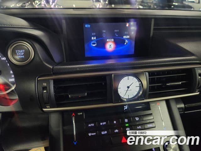 Lexus New IS300 Supreme, 2018 9