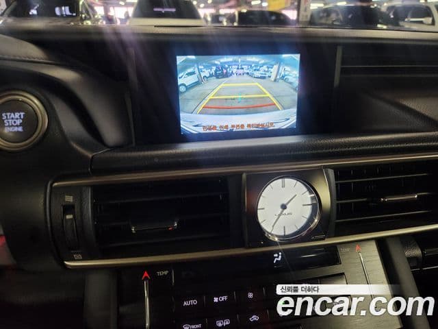 Lexus New IS300 Supreme, 2018 10